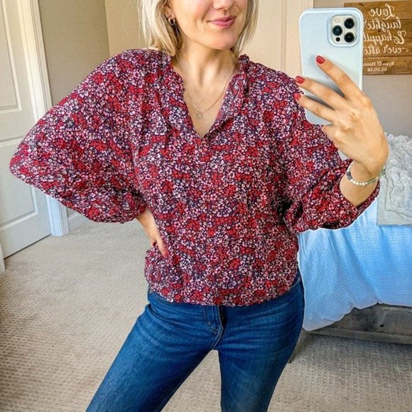 Abound Blouse - Picture 2 of 16